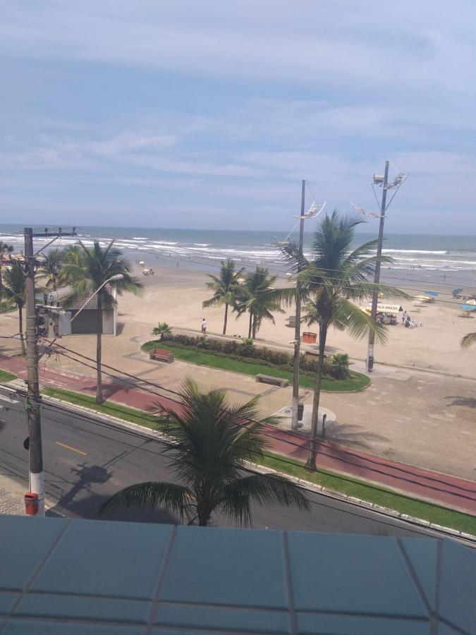 Frente Para O Mar - Vista Espetacular De Todos Os Comodos ปรายากรันเด ภายนอก รูปภาพ