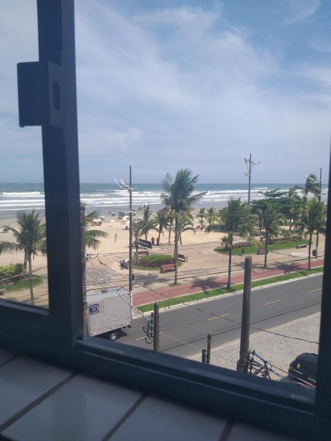 Frente Para O Mar - Vista Espetacular De Todos Os Comodos ปรายากรันเด ภายนอก รูปภาพ